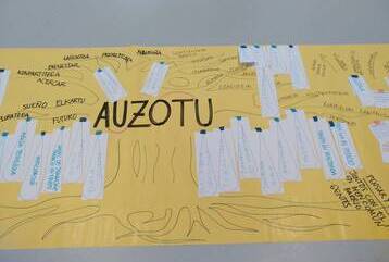 poster del proyecto auzotu